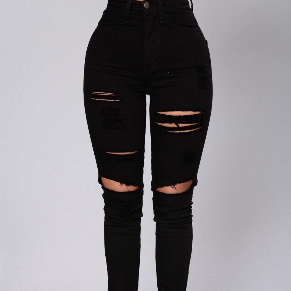 🔥🔥🔥Black Fashion Nova Jeans🔥🔥🔥